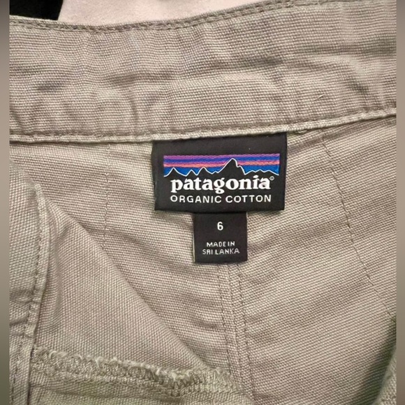 Women’s Patagonia shorts. Size 6. - Picture 3 of 3